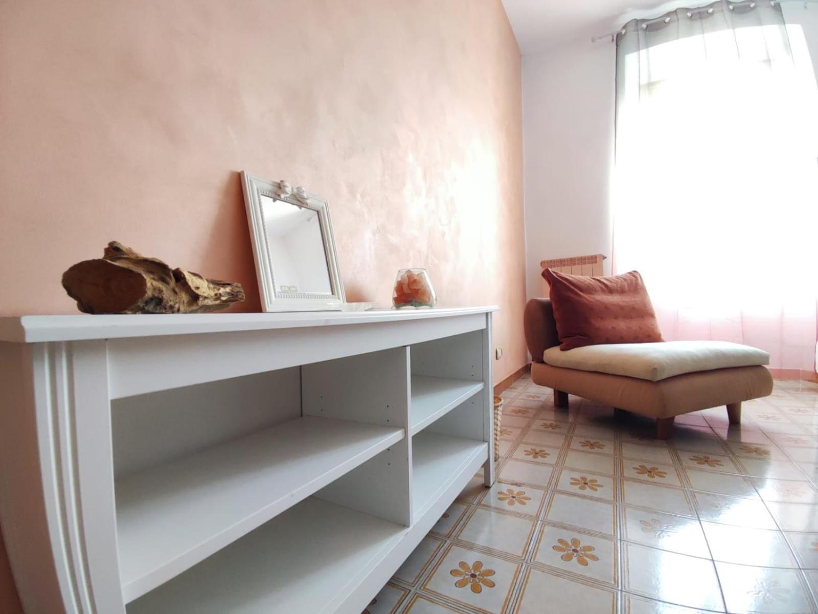 Eco House San Michele Hostel Borgo San Michele  Buitenkant foto