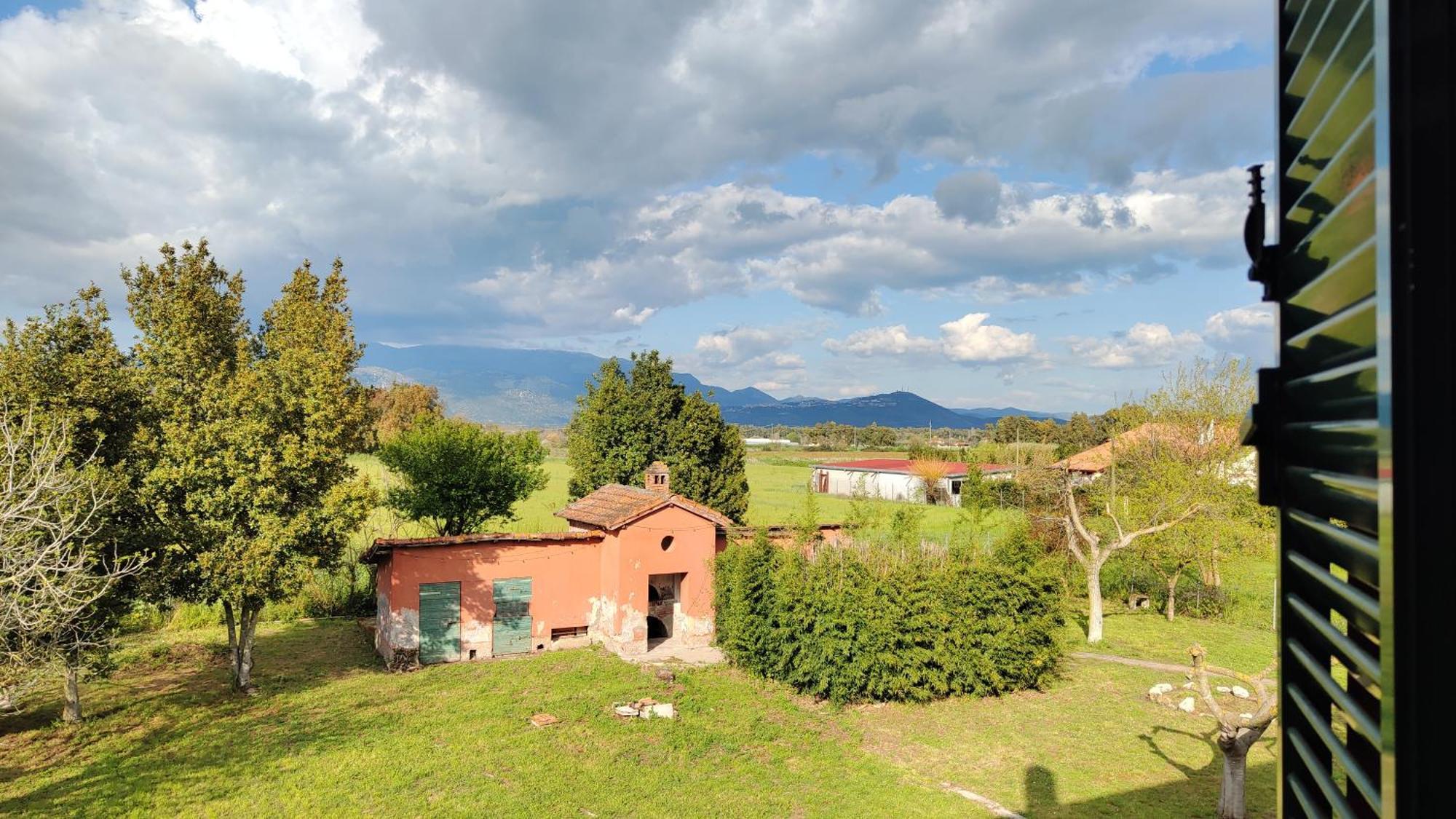 Eco House San Michele Hostel Borgo San Michele  Buitenkant foto